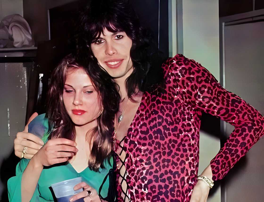 Steven Tyler and Julia Holcomb pictured Steven Tyler and Julia Holcomb pictured