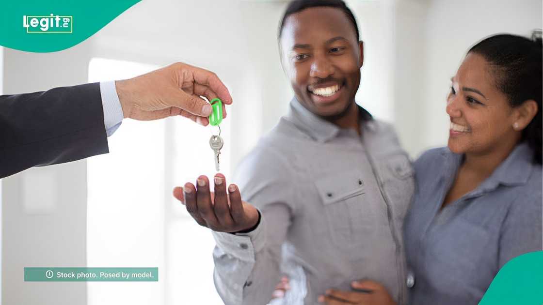 Faruq Abbas explains legal risks of undocumented estate agency agreements. Faruq Abbas explains legal risks of undocumented estate agency agreements.
