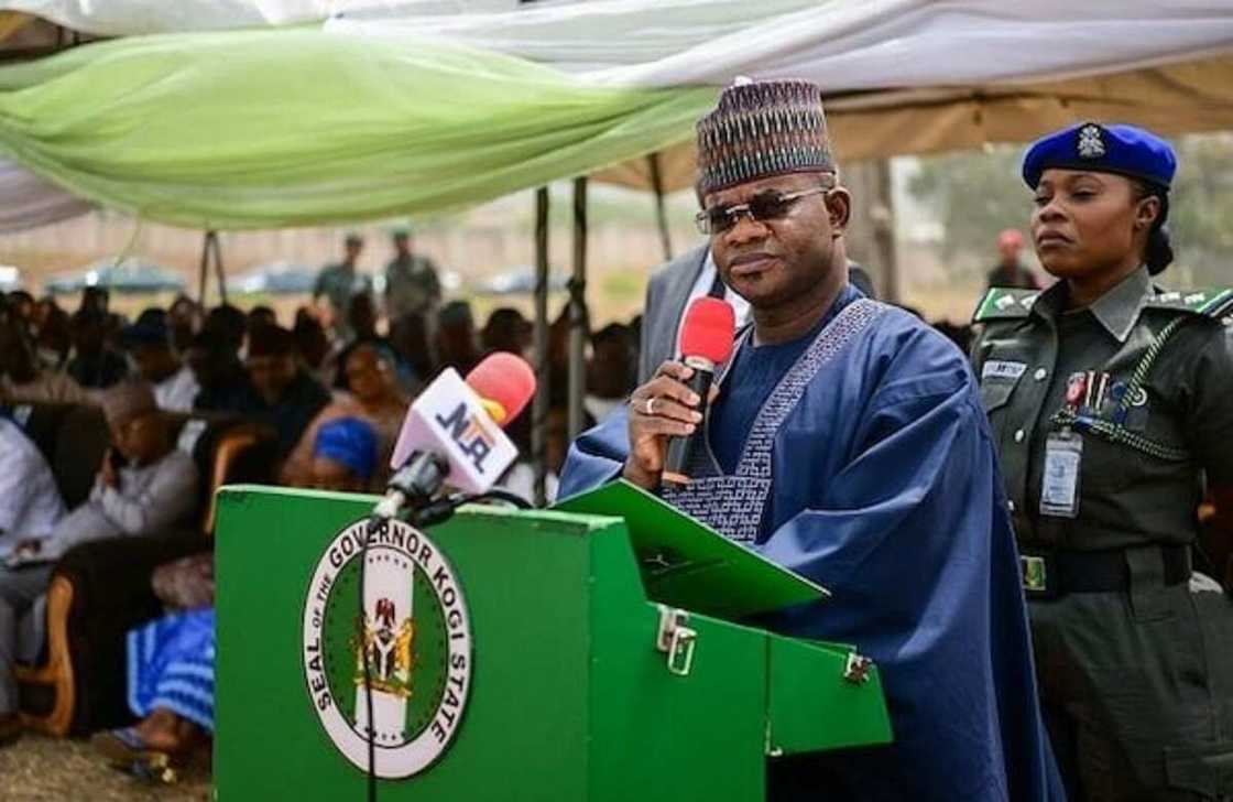 Gwamna Yahaya Bello ya bukaci a dinga saka mata a siyasa Gwamna Yahaya Bello ya bukaci a dinga saka mata a siyasa