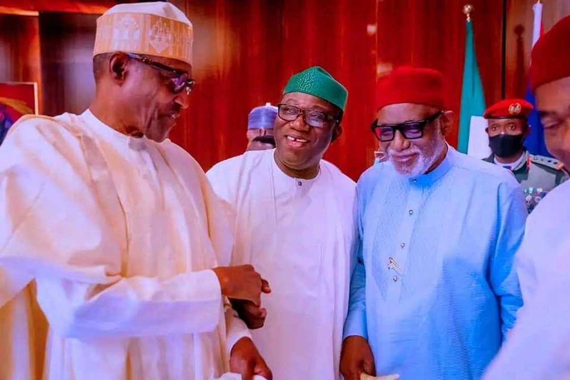 Buhari. gwamna Fayemi da Rotimi Akeredolu.