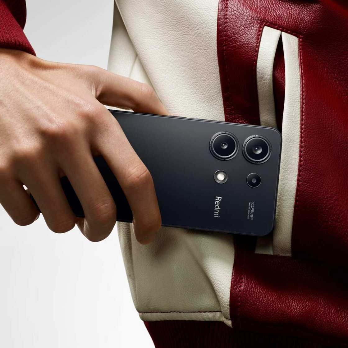 Seamless Design, Ultimate Performance: Redmi Note 13 Series Redefines Smartphone Aesthetics Seamless Design, Ultimate Performance: Redmi Note 13 Series Redefines Smartphone Aesthetics