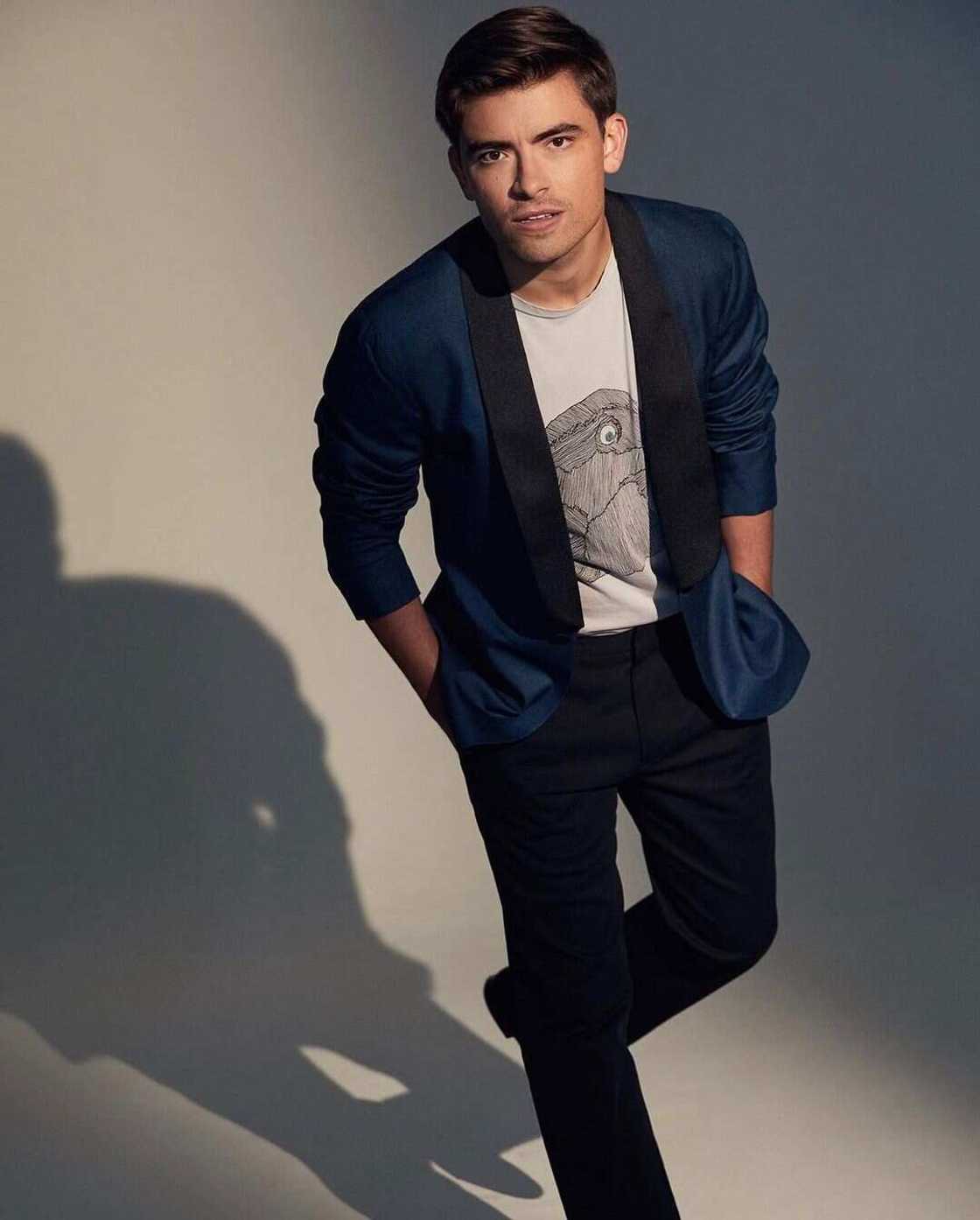 How old is Michael Consuelos How old is Michael Consuelos