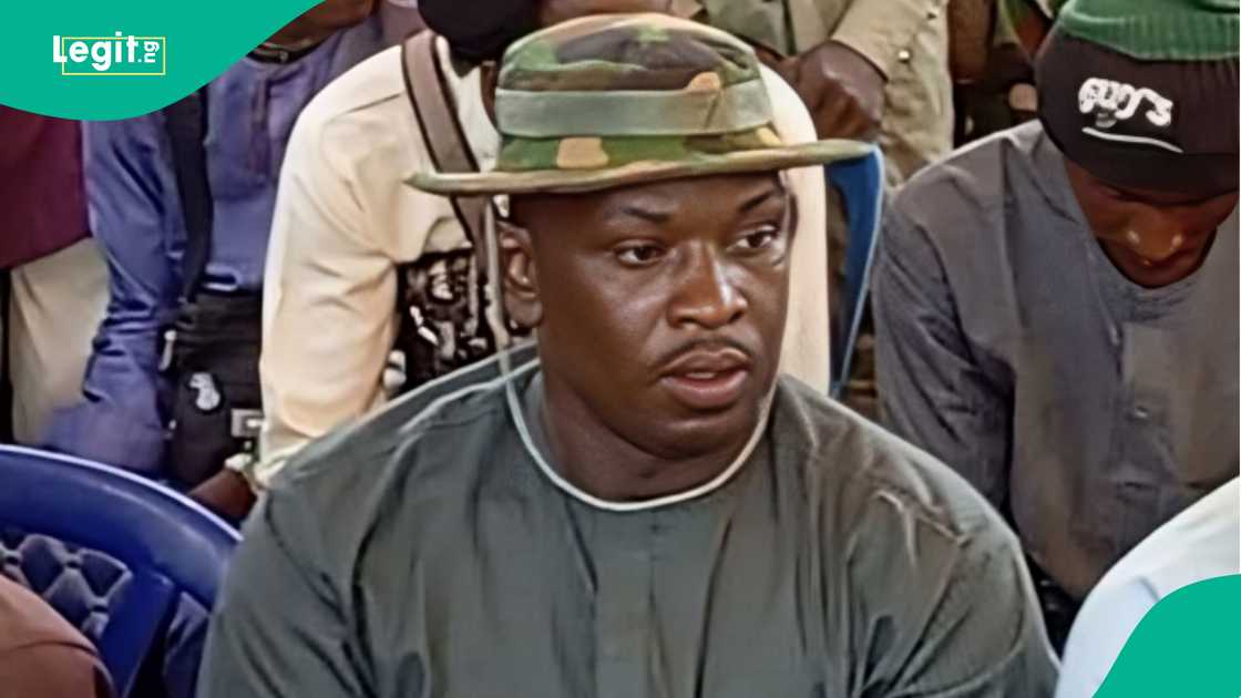 Kachalla Babaro yayin zaman sulhu da aka yi a Katsina Kachalla Babaro yayin zaman sulhu da aka yi a Katsina