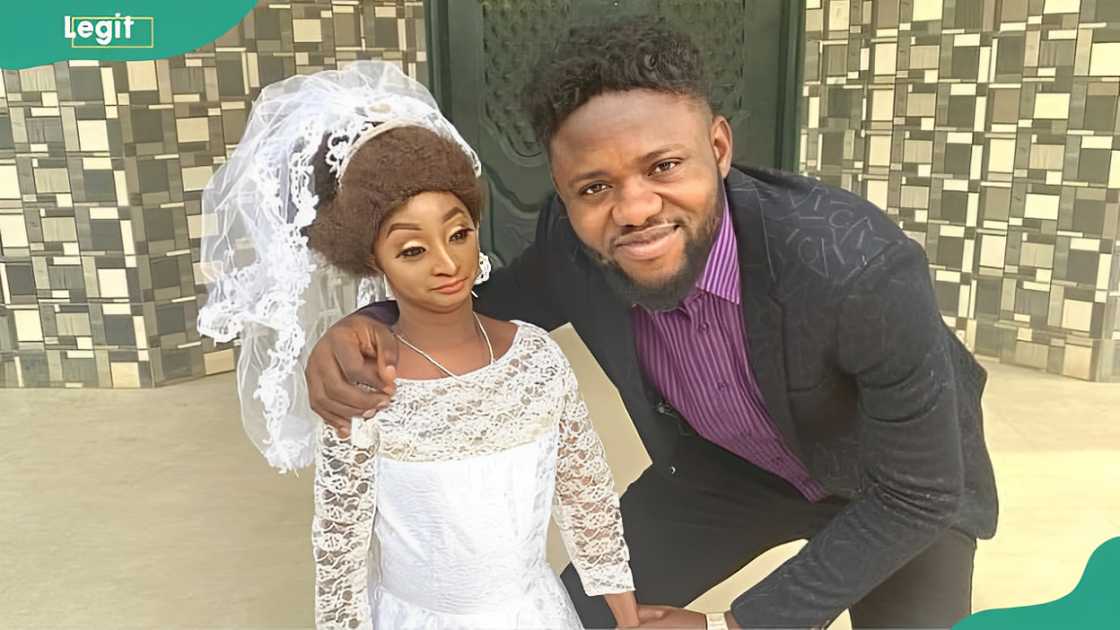 Meet Aunty Ramota and Ijoba Lande posing together during a film shoot Meet Aunty Ramota and Ijoba Lande posing together during a film shoot