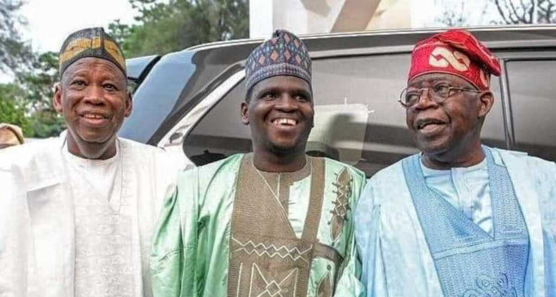 Dan APC ya ce bai kamata Tinubu ya ba Ganduje mukami ba Dan APC ya ce bai kamata Tinubu ya ba Ganduje mukami ba