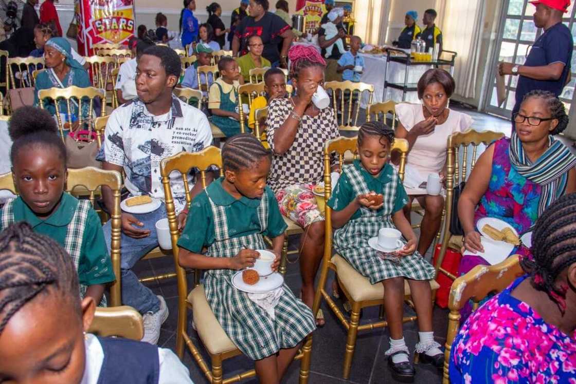 Kellogg's Super Star Essay Winning Students & Schools Get Over N25m in Educational Grants Nationwide Kellogg's Super Star Essay Winning Students & Schools Get Over N25m in Educational Grants Nationwide