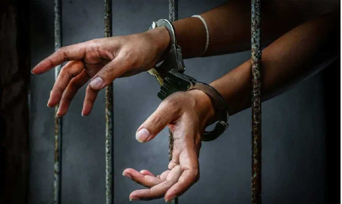 Wata mata ta bayyana dalilinta na siyar da jaririnta Wata mata ta bayyana dalilinta na siyar da jaririnta