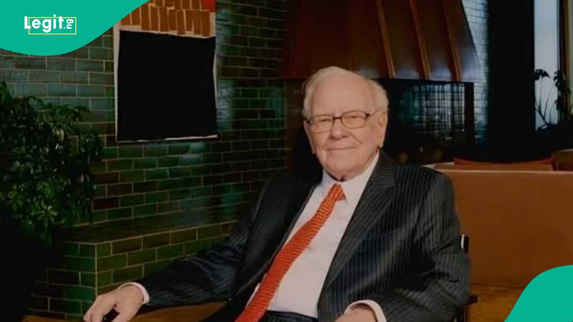 Warren Buffet, USA, billionaire, water Warren Buffet, USA, billionaire, water