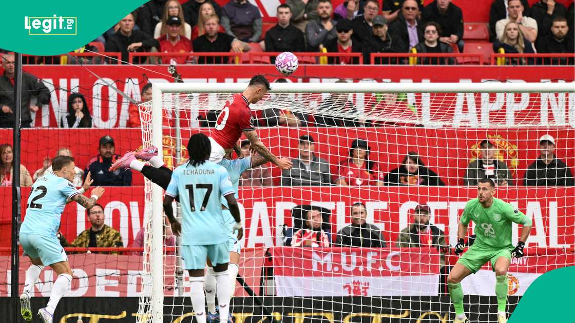 Benjamin Sesko, Manchester United, Burnley, Old Trafford, England, Premier League. Benjamin Sesko, Manchester United, Burnley, Old Trafford, England, Premier League.
