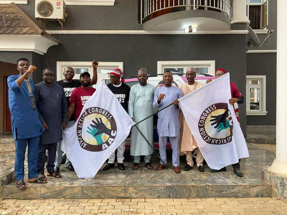 Omoyele Sowore Omoyele Sowore