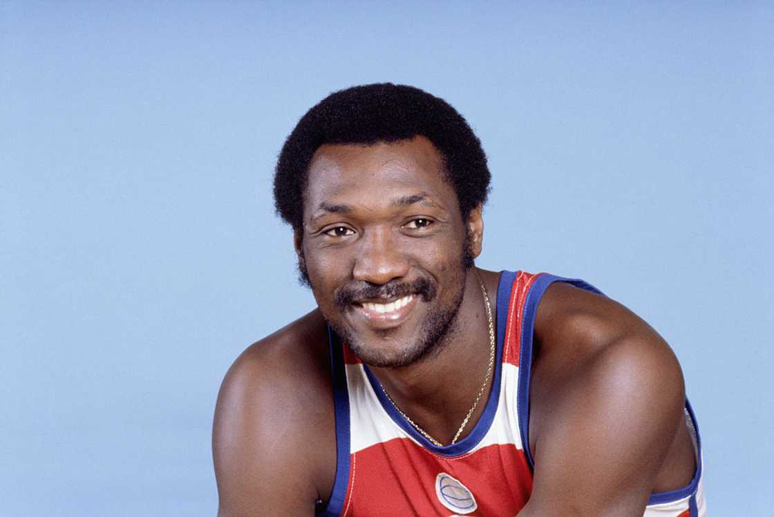 Elvin Hayes smiling