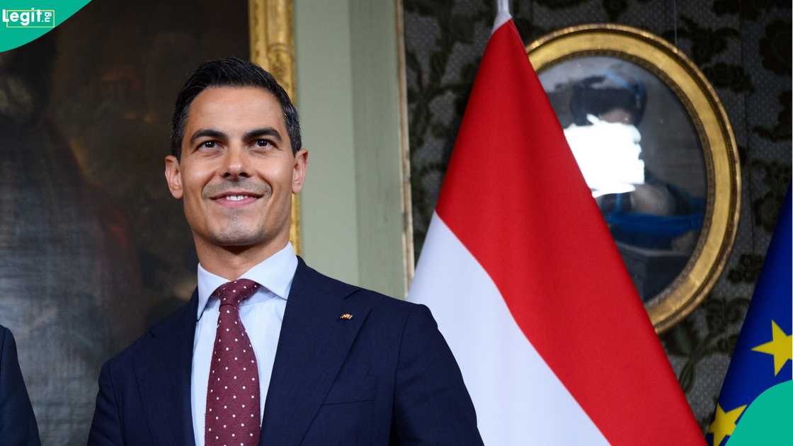 Read what foreigners must do after Dutch citizenship application approval