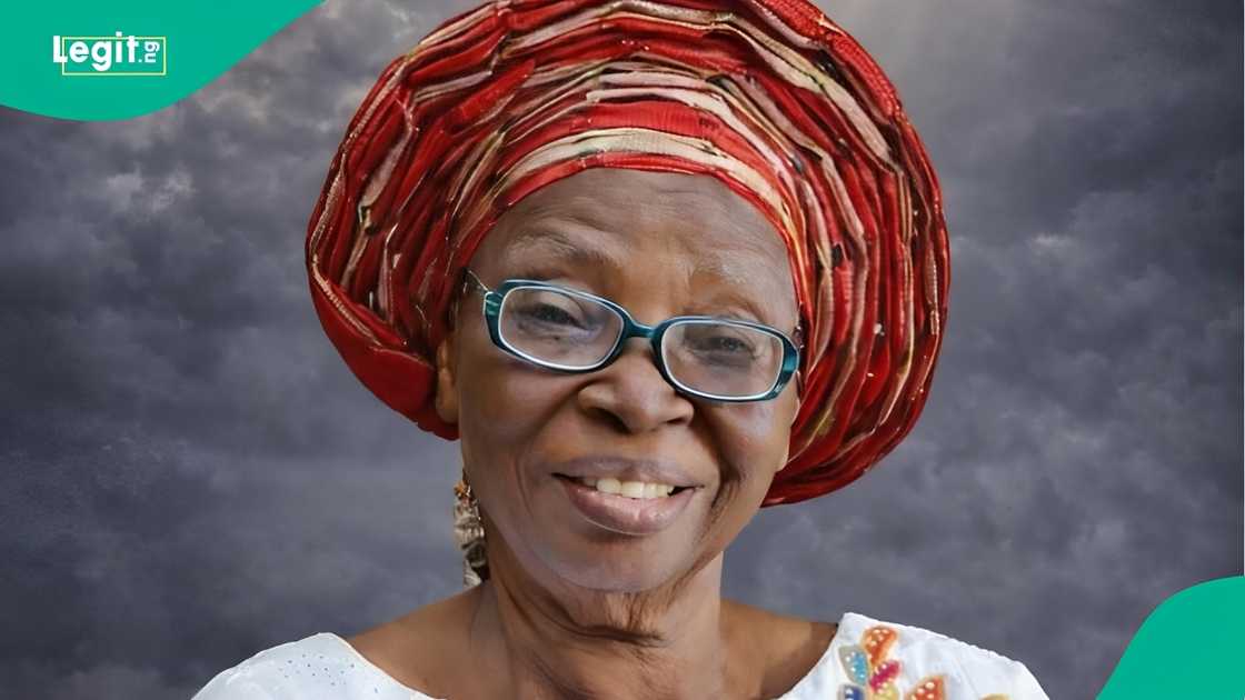 Gospel singer Mama Fasoyin's family releases statement debunking her death. Gospel singer Mama Fasoyin's family releases statement debunking her death.