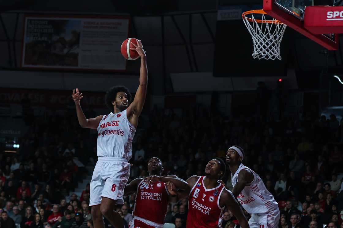 How much do overseas basketball players make in Italy? How much do overseas basketball players make in Italy?