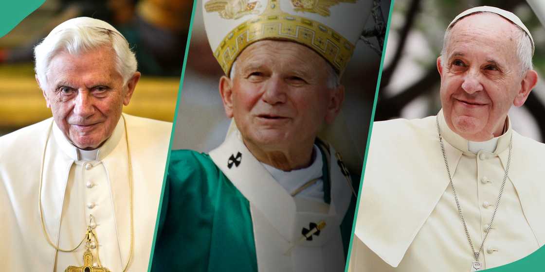 Pope Benedict XVI observed a moment of meditation at Istanbul's Blue Mosque.