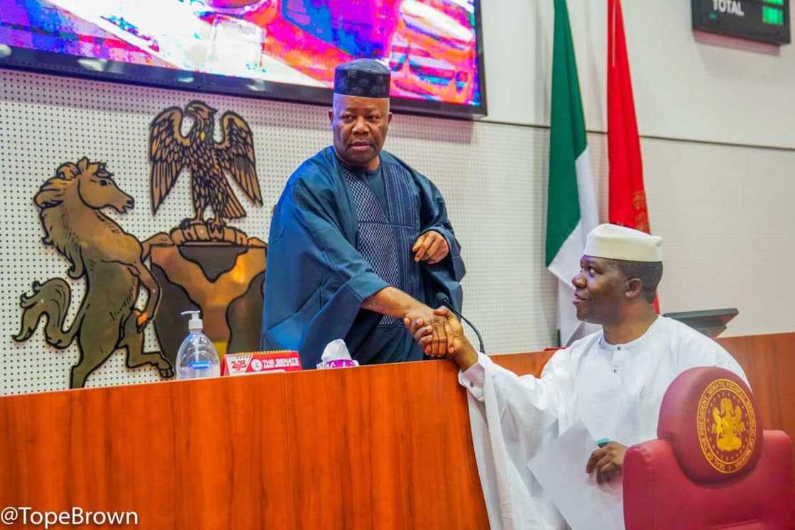 Sanatoci Hoto: Nigerian Senate Sanatoci Hoto: Nigerian Senate