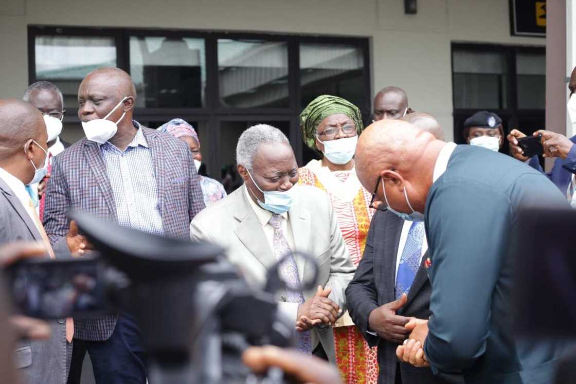 Pastor Kumuyi to Nigerians: don’t be discouraged, all will be well