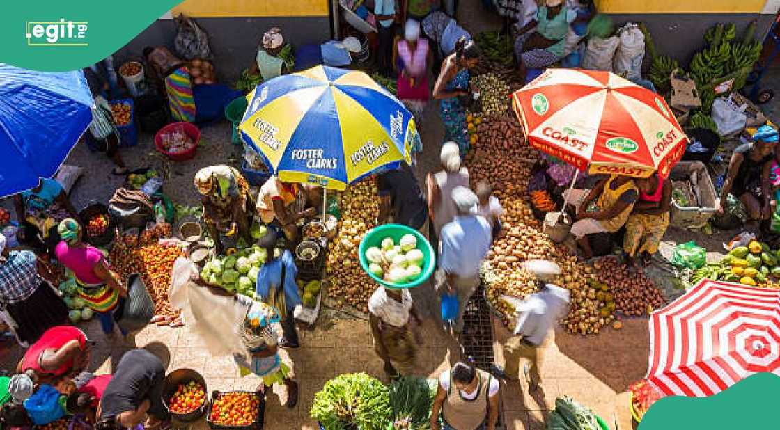 Farashin cinikayya a Najeriya ya ninka na kasar Amurka sau 5 Farashin cinikayya a Najeriya ya ninka na kasar Amurka sau 5