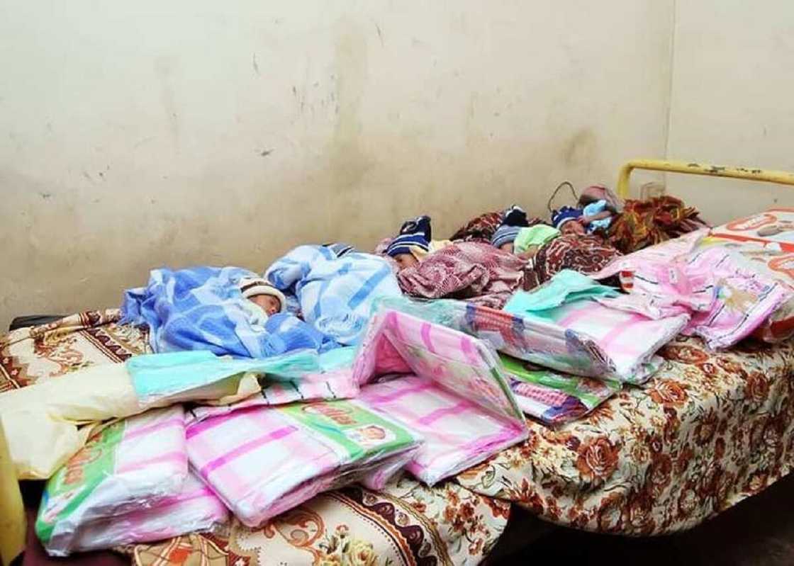 Bayan haihuwar yara 5, matar manomi ta sake haifar masa ƴan biyar Bayan haihuwar yara 5, matar manomi ta sake haifar masa ƴan biyar