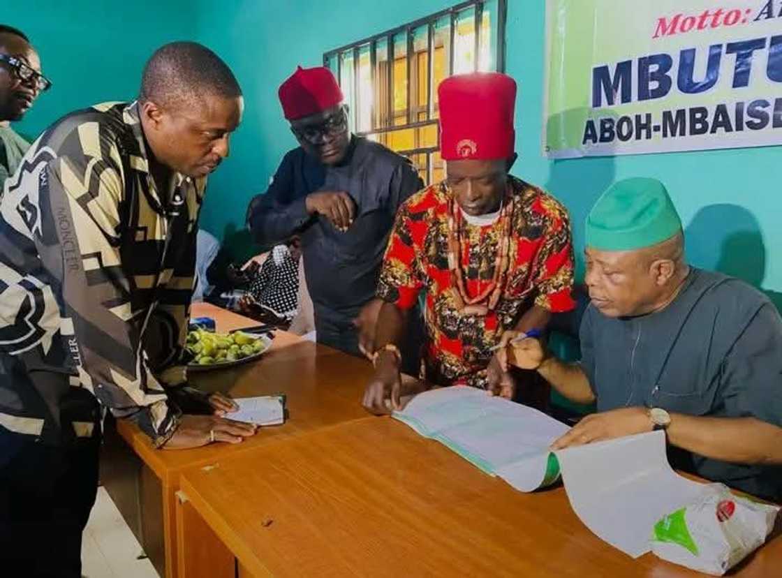 Shugabannin ADC sun tarbi Emeka Ihedioha zuwa jam'iyyar