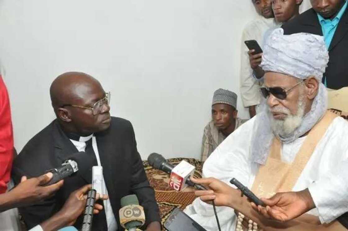 Fasto Buru Fasto Buru