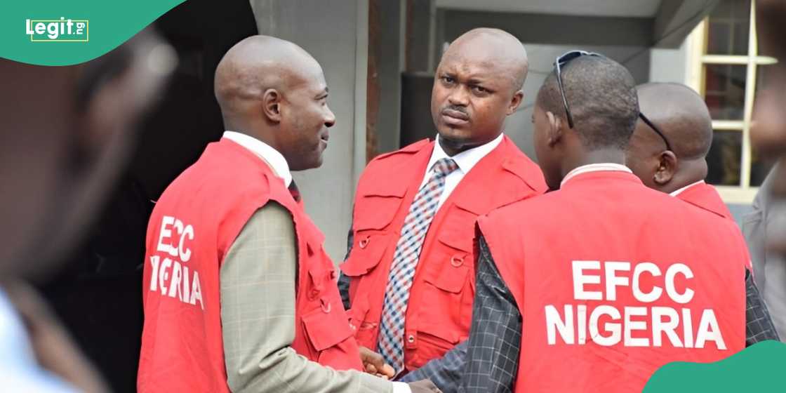 EFCC announced that it returned a huge amount of money recovered from local fraud starts.