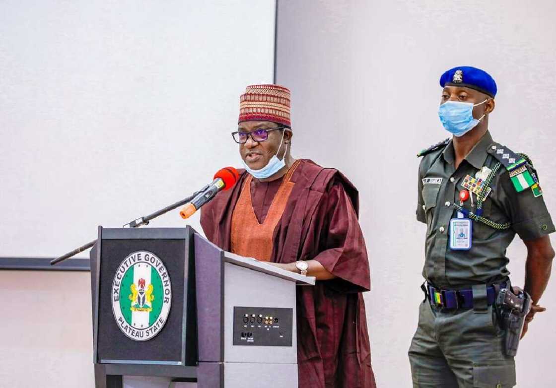 Da duminsa: Ƴan bindiga sun kai sabon hari Filato, sun kashe Sarki da mutane huɗu Da duminsa: Ƴan bindiga sun kai sabon hari Filato, sun kashe Sarki da mutane huɗu