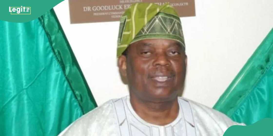 General Jones Oladeinde Arogbofa/ Ex-President Jonathan's Former Chief of Staff General Jones Oladeinde Arogbofa/ Ex-President Jonathan's Former Chief of Staff