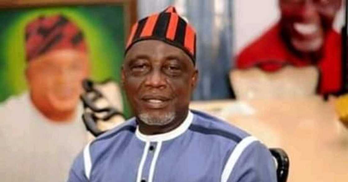 PDP senator demands release of Kano barber arrested over anti-Islam hairstyle PDP senator demands release of Kano barber arrested over anti-Islam hairstyle