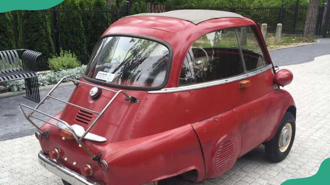 1955 BMW Isetta (4 Wheel)