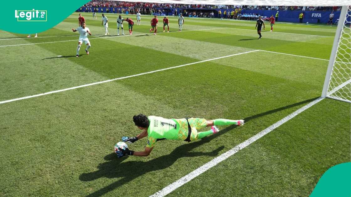 Yassine Bounou, Kylian Mbappe, Norway, Erling Haaland, France, Morocco.