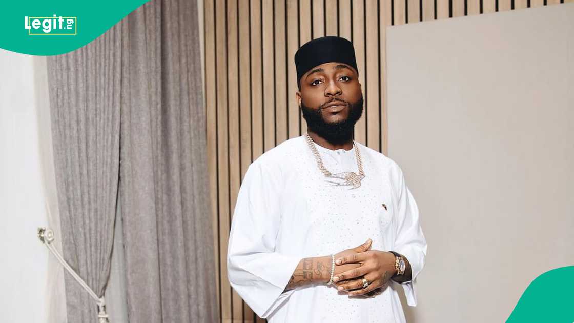 Davido's bodyguard applauded over his action to protect singer Davido's bodyguard applauded over his action to protect singer