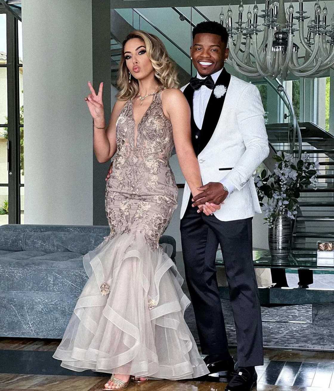 Who is Booke Ashley hall married to? Who is Booke Ashley hall married to?