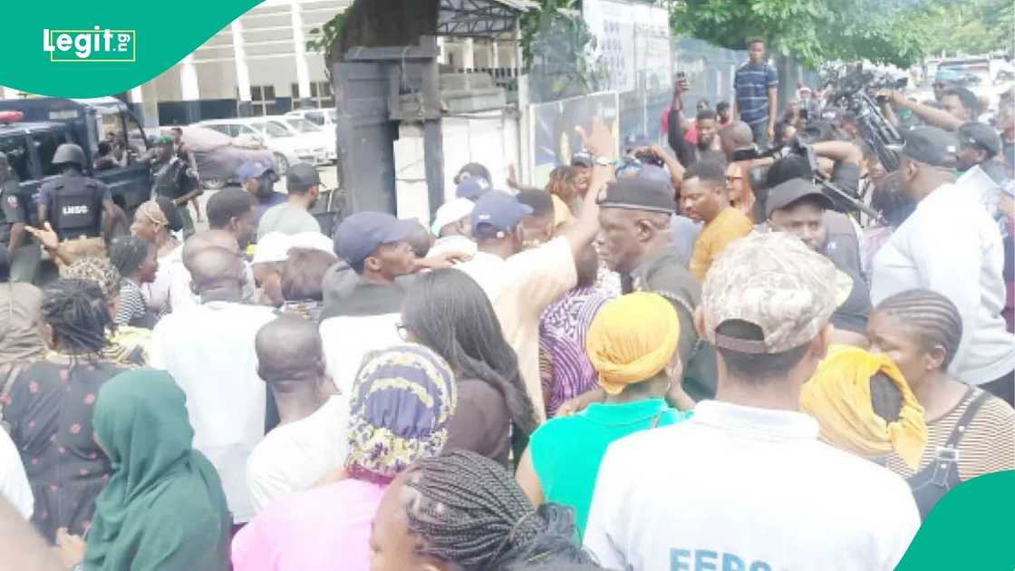King's College Crisis: Workers Reject TUC Strike Suspension, Vow to Keep Unity Schools Shut King's College Crisis: Workers Reject TUC Strike Suspension, Vow to Keep Unity Schools Shut