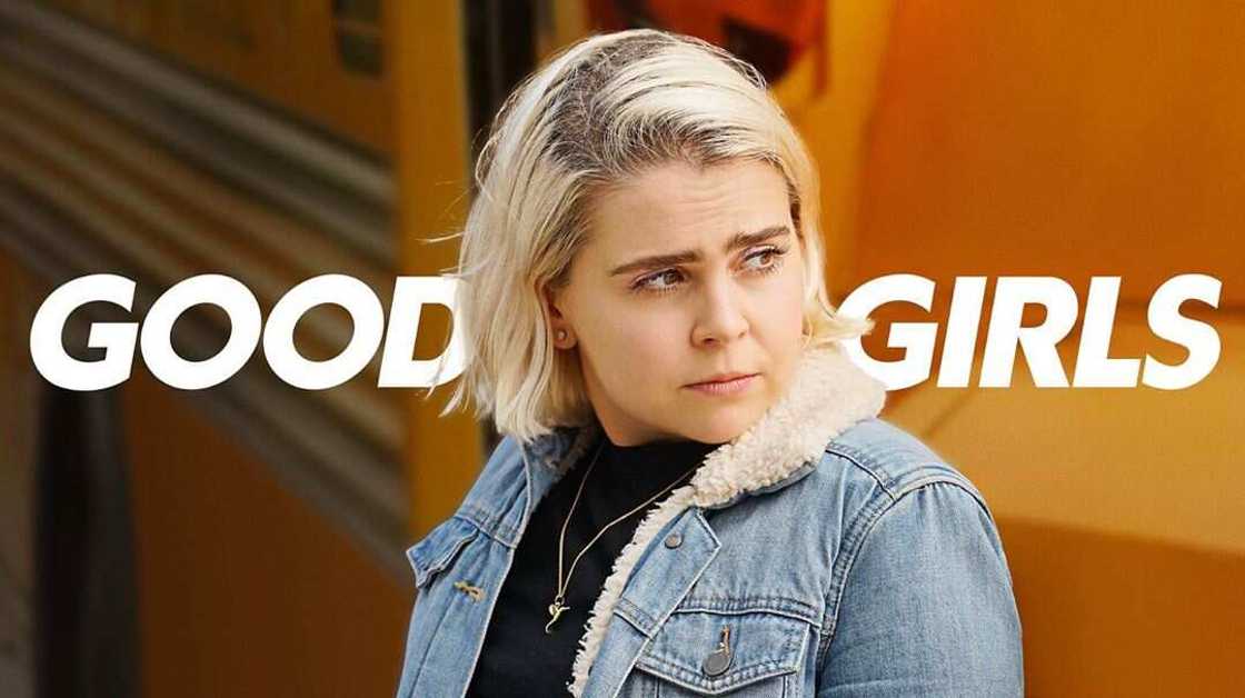 Mae Whitman net worth