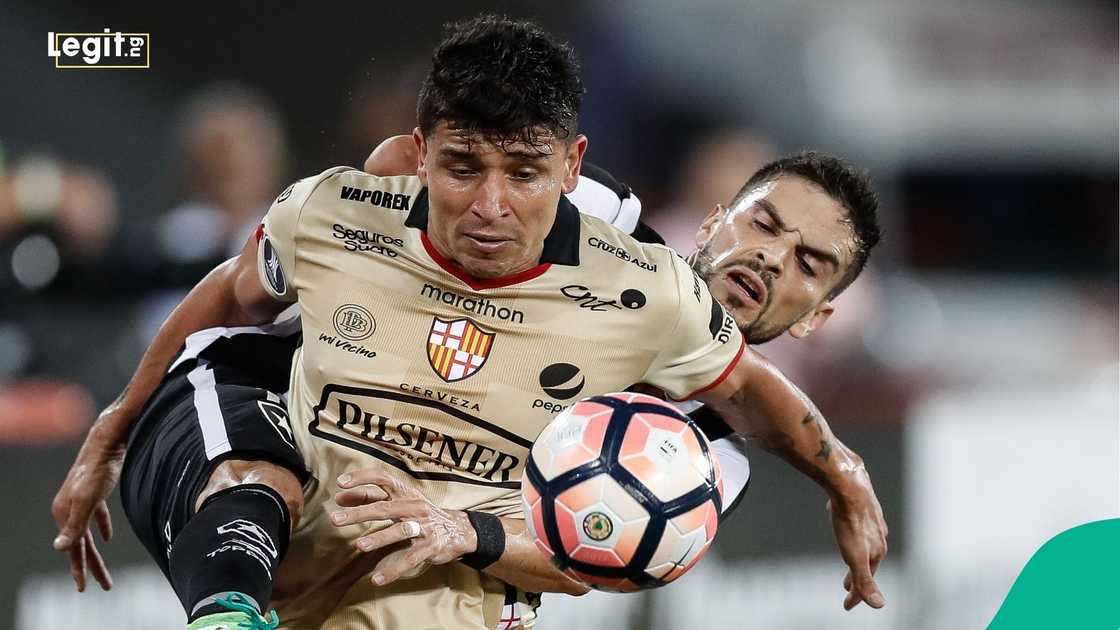 Mario Pineida, Barcelona SC, Ecuador, Football, South America.