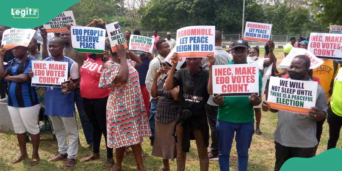 Thugs storm court, disrupt proceedings