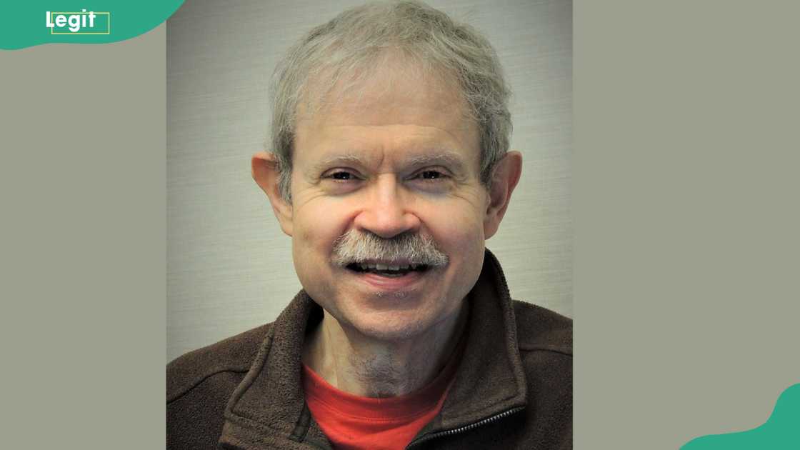 Michael Grost has an IQ of 200 plus Michael Grost has an IQ of 200 plus