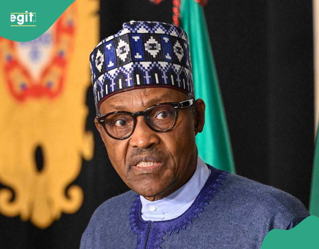 An zargi Buhari da kakaba shugaban APC duk da zargin cin hanci An zargi Buhari da kakaba shugaban APC duk da zargin cin hanci