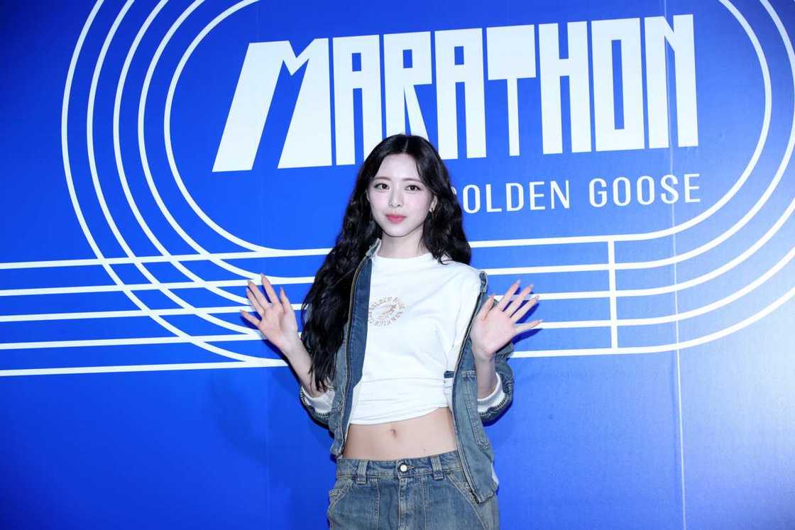 K- pop female idols K- pop female idols