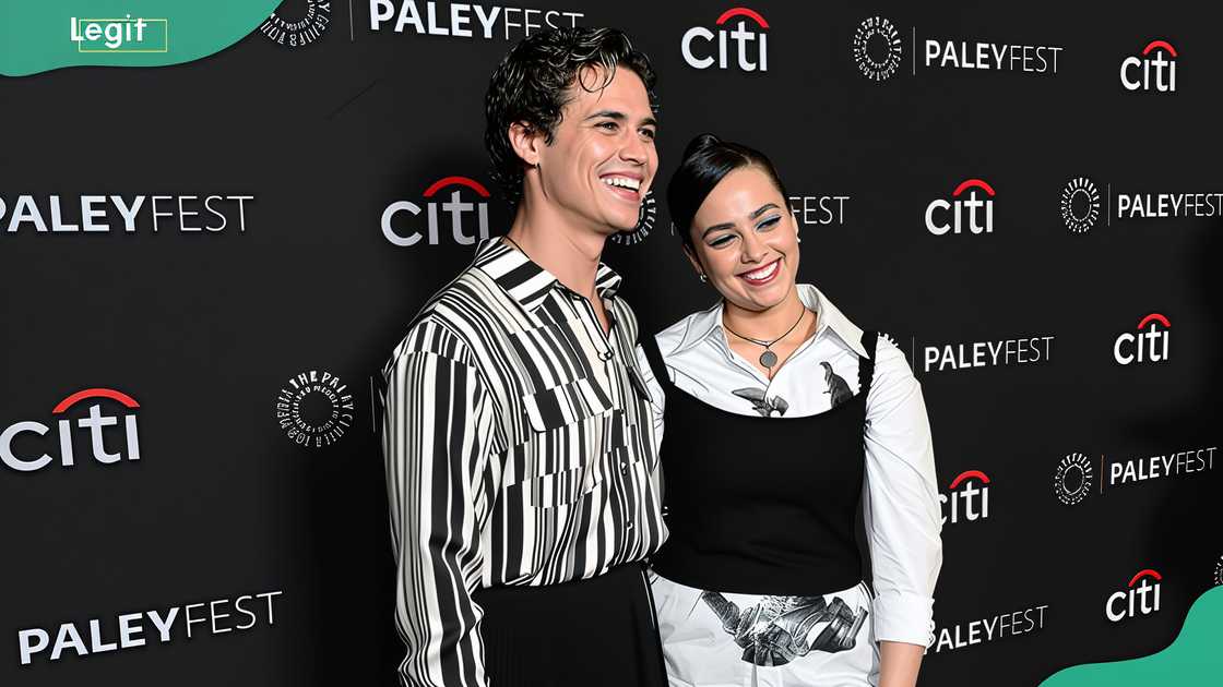 Tanner Buchanan and Mary Mouser at the Dolby Theatre in Hollywood, California Tanner Buchanan and Mary Mouser at the Dolby Theatre in Hollywood, California