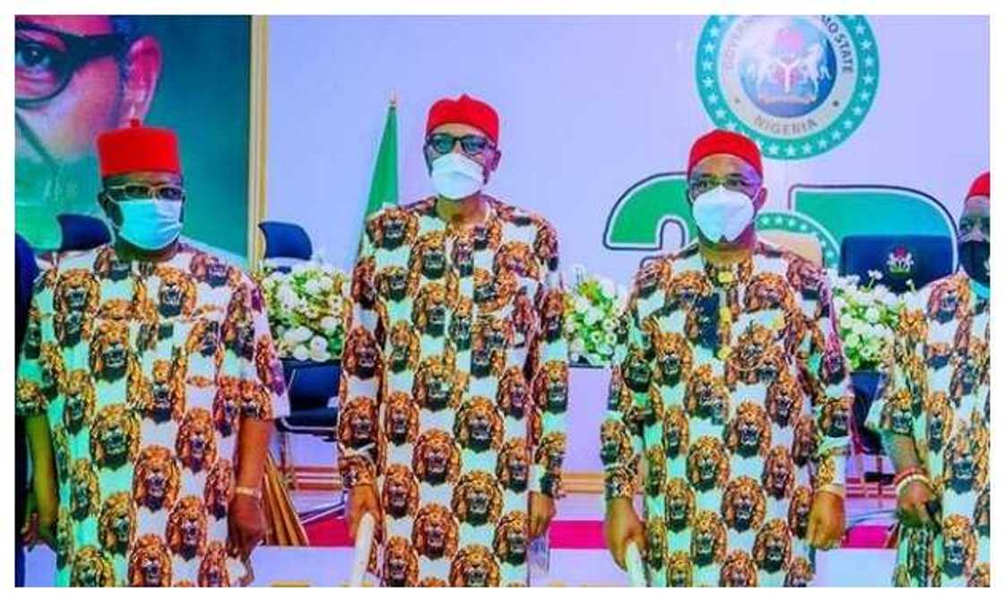 Buhari among some Igbo leaders and Governor Uzodinma Buhari among some Igbo leaders and Governor Uzodinma