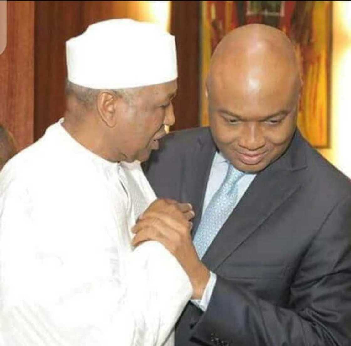 Funtua: Sanata ya yi magana da shi daf da zai mutu, Saraki ya yi wa Buhari ta’aziyya