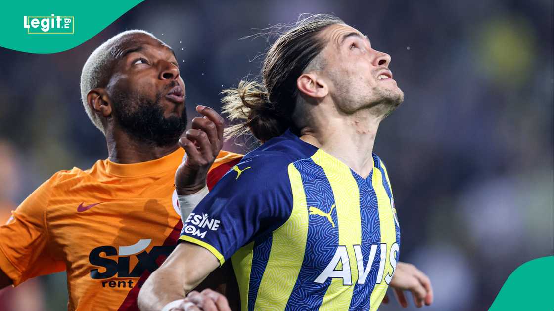 Ryan Babel, Crespo, Galatasaray, Fenerbahce, Ulker Stadium, Istanbul, Turkiye, Super Lig.