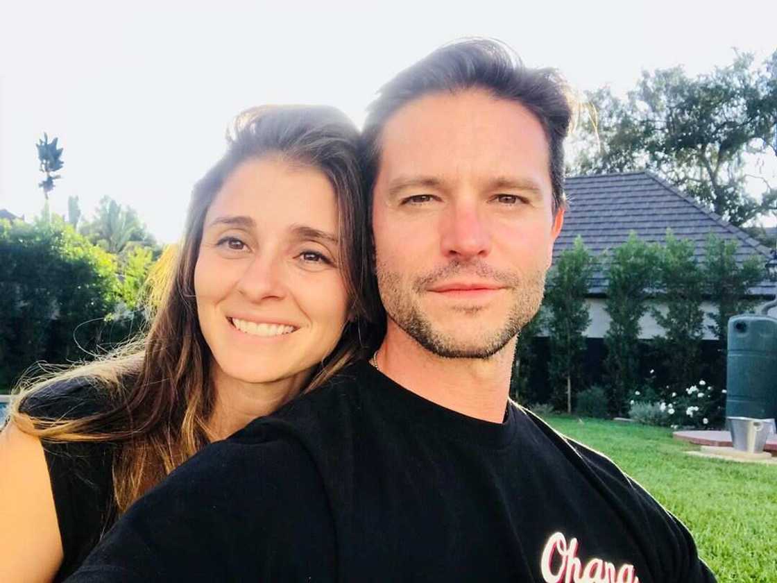 Shiri Appleby hot Shiri Appleby hot