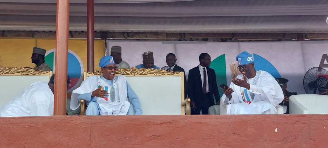 Buhari da Sanwo-olu Buhari da Sanwo-olu