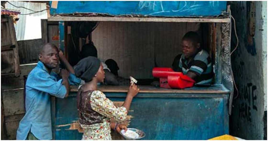 Nigerian lady, ex-head boy, POS Nigerian lady, ex-head boy, POS