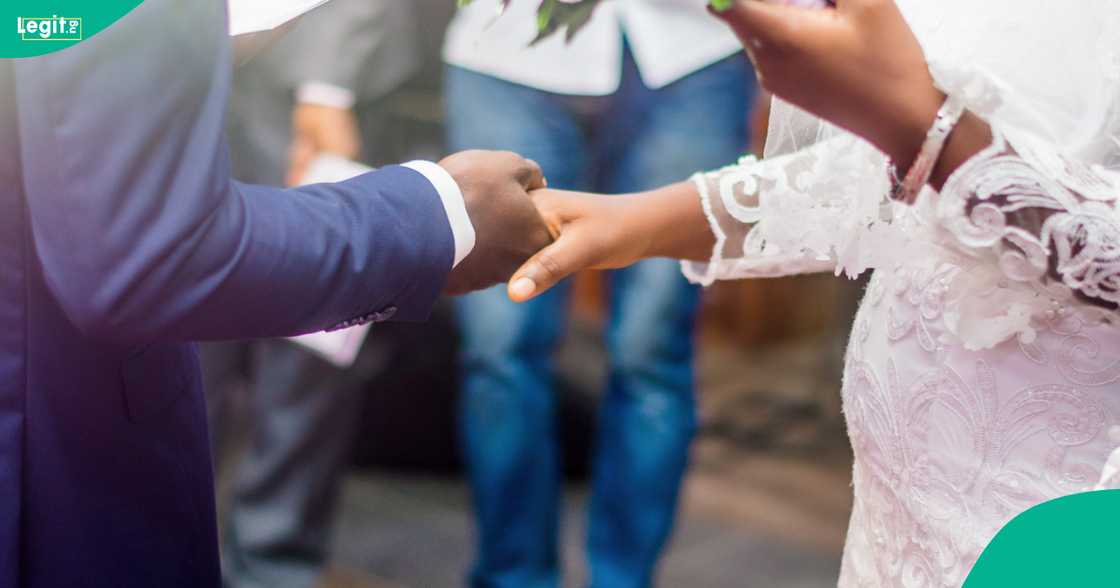 A Nigerian lady goes viral for celebrating her marriage to her boss. A Nigerian lady goes viral for celebrating her marriage to her boss.