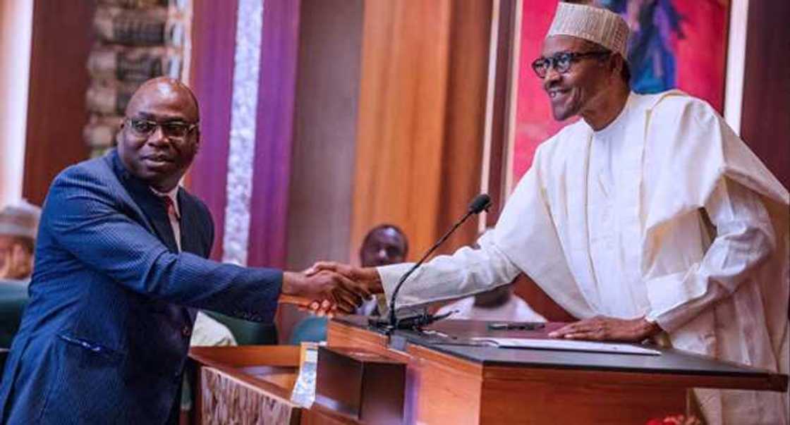 Hukumar ICPC ta karbowa Gwamnatin Buhari fiye da Naira Biliyan a cikin watanni 3 Hukumar ICPC ta karbowa Gwamnatin Buhari fiye da Naira Biliyan a cikin watanni 3