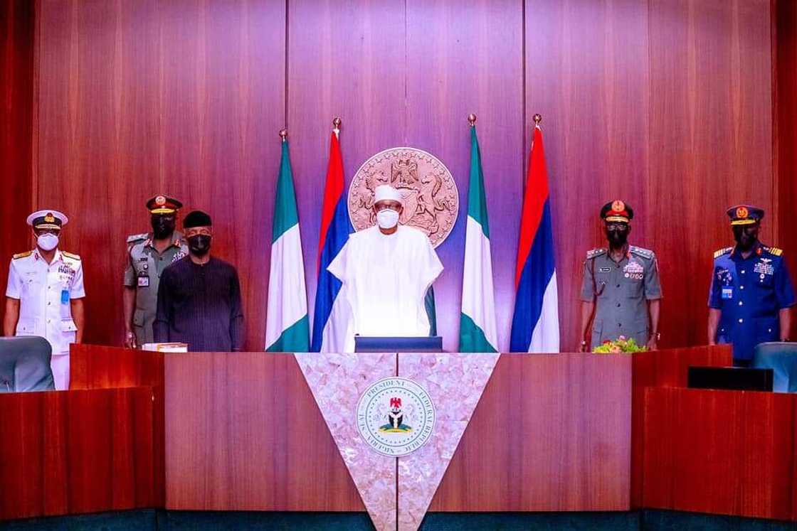 Insecurity: President Buhari issues ultimatum to new service chiefs